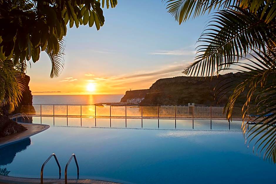 Mogan Princess & Beach Club