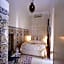Riad O LY