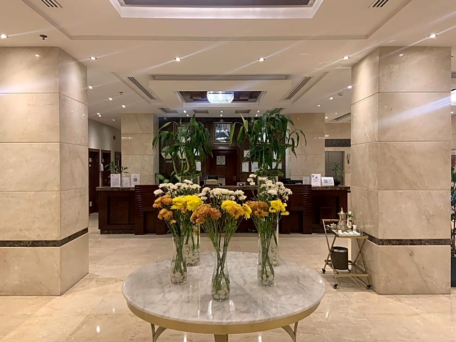 Naviti Warwick Al Khobar