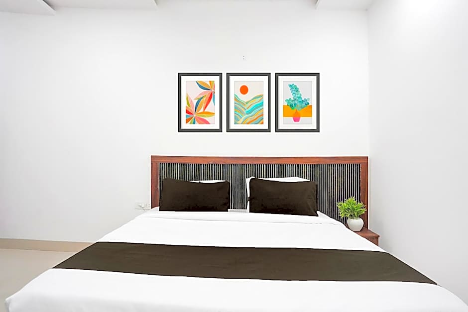 Hotel O Bhangel Dadri Road Noida