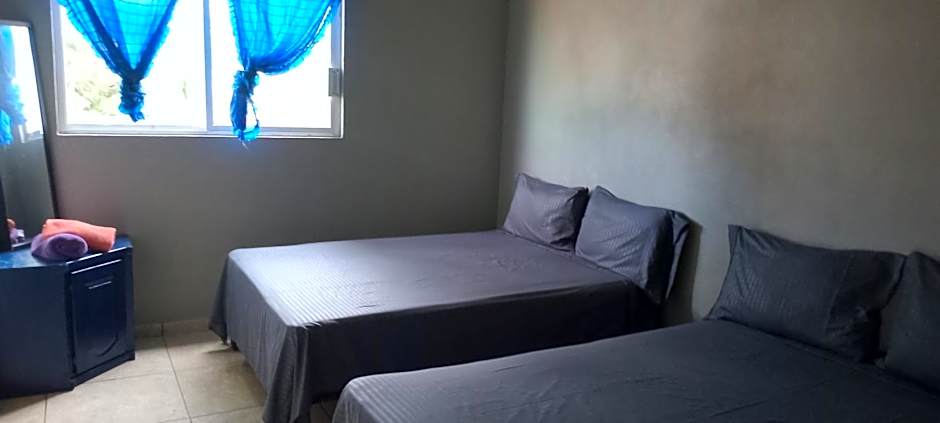 Hotel Casa Raymundo Suites