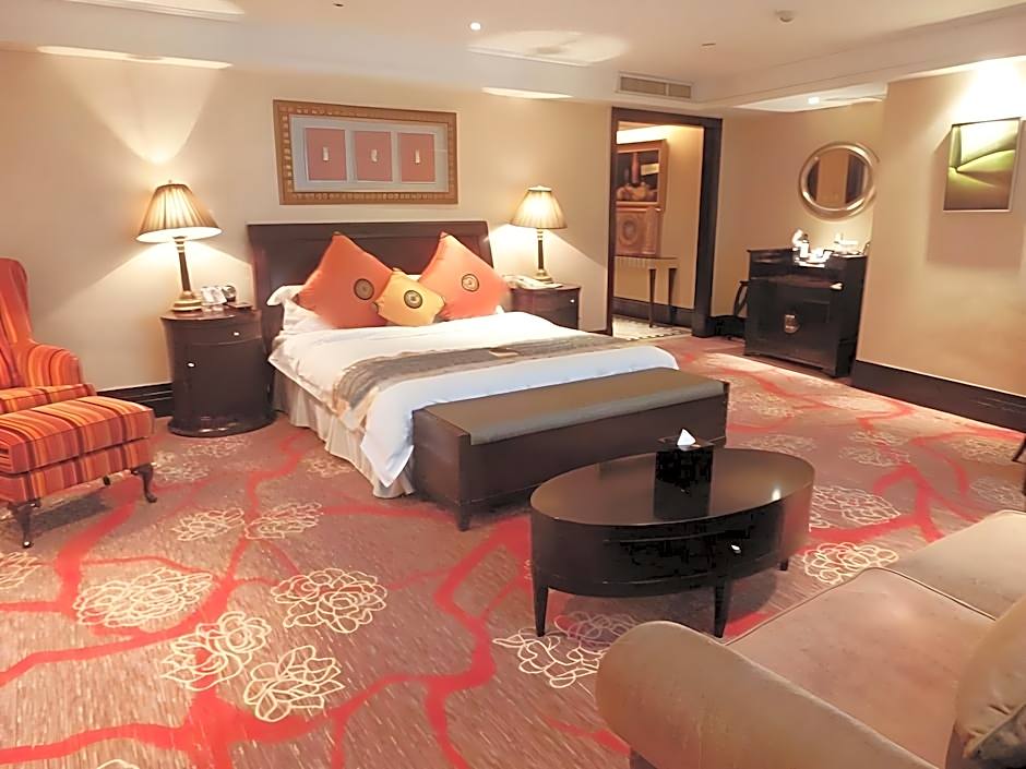 Royal Mediterranean Hotel