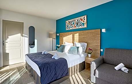 Triple Room with Sea View