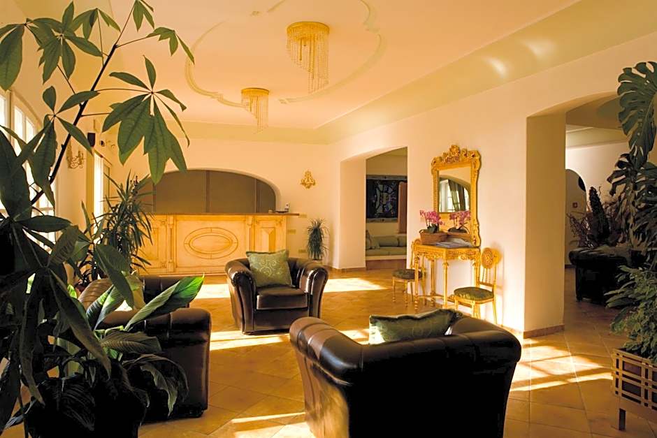 Hotel La Scogliera