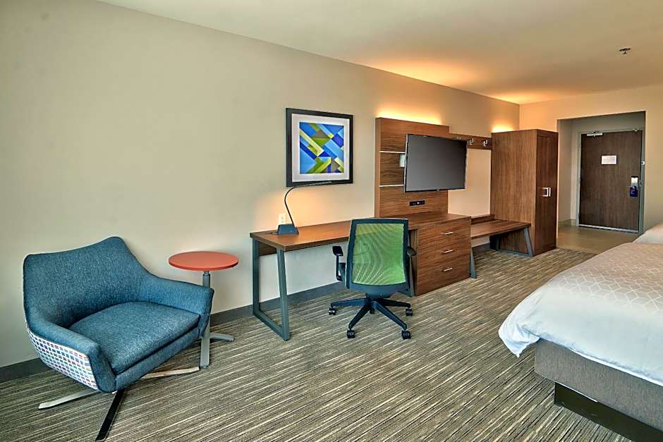 Holiday Inn Express And Suites Albuquerque East By IHG