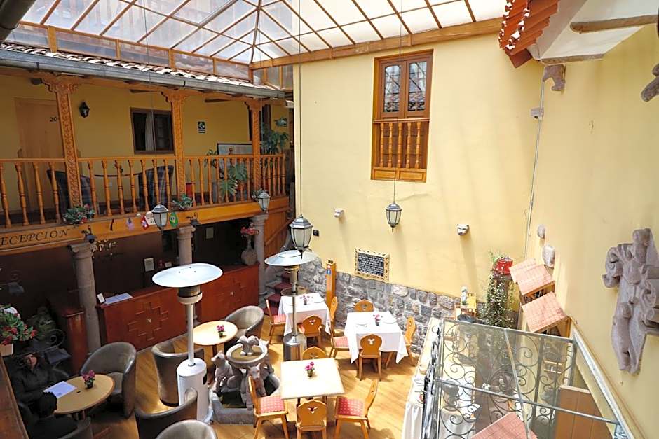 Hotel & Mirador Los Apus