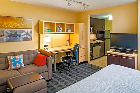 King Studio with Sofa Bed