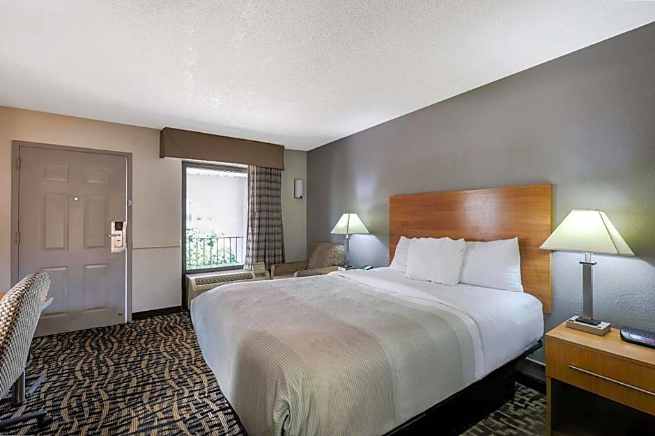 Quality Inn Bowling Green South