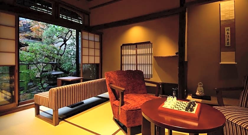 Muromachi-Yutone Serving Kyoto Cuisine Ryokan