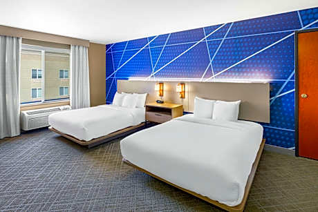 2 Queen Beds Suite Nonsmoking Accessible