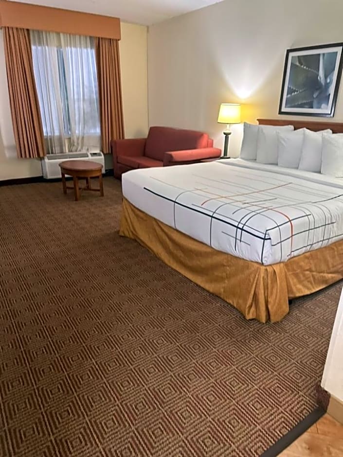 La Quinta Inn & Suites by Wyndham Sunrise Sawgrass Mills