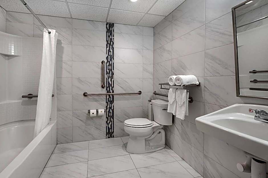 Econo Lodge Hicksville - Long Island