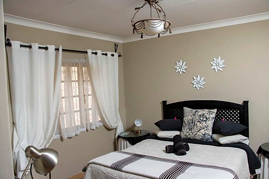 Oregon Place Guest House