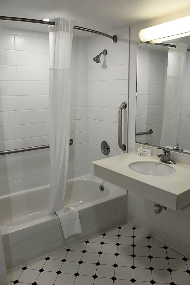 Quality Inn Aurora Denver
