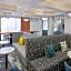 Hampton Inn By Hilton & Suites Kansas City-Country Club Plaza