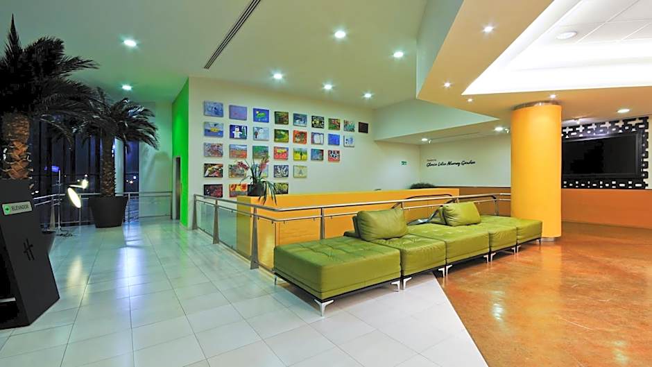Tiser Hotel