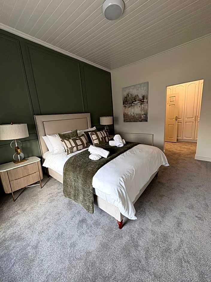 The Copper Still Bar Restaurant & Boutique Rooms