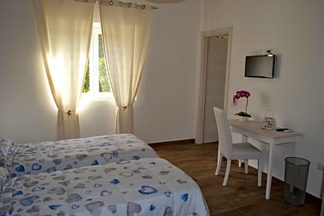 Economy Twin Room