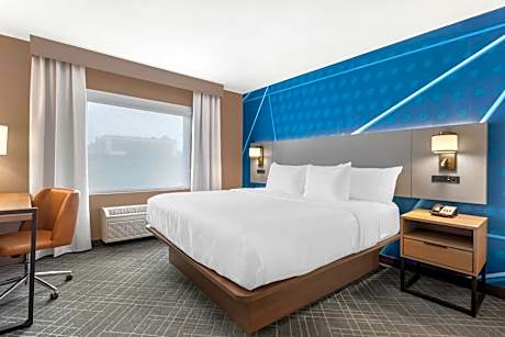 Comfort Inn & Suites Suwanee - Sugarloaf