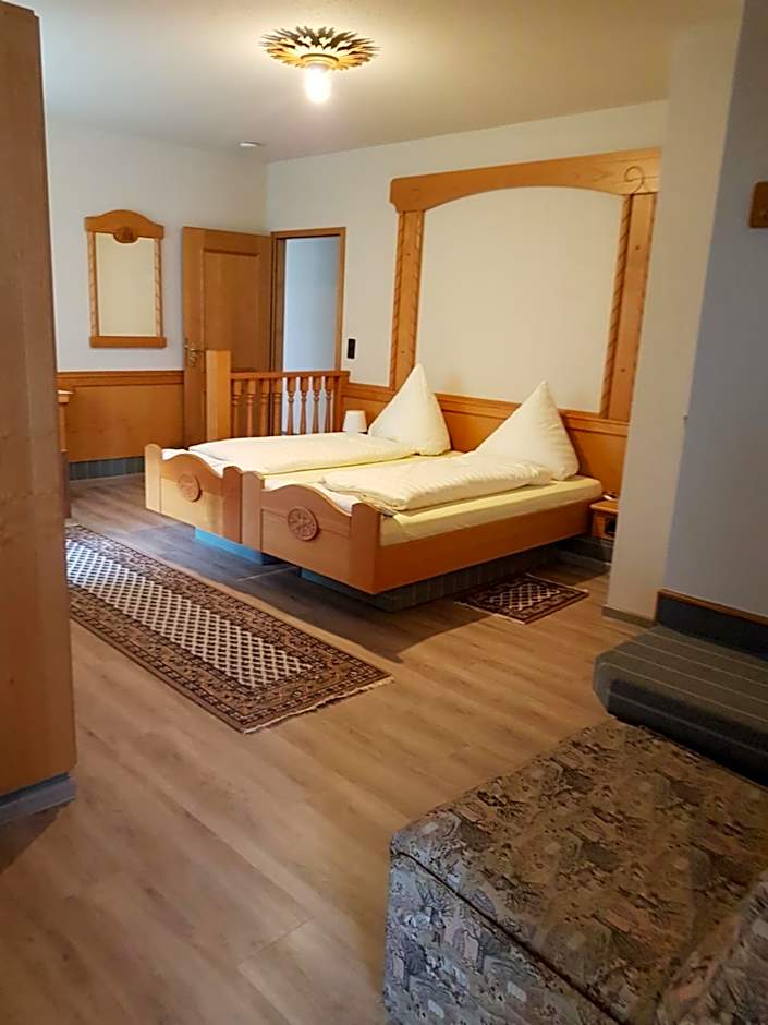 Hotel Restaurant Paelzer-Buwe