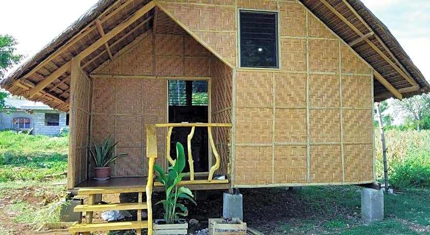 SEE-KEE-HOR Cafe and Hostel