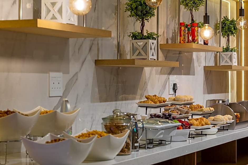 The Cycad Lodge & Chalets