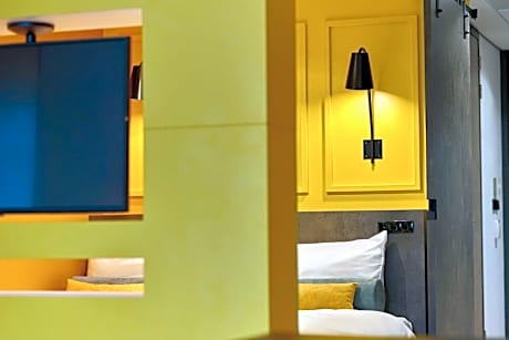 Studio XL for Three People