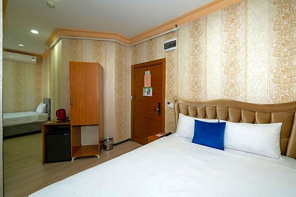 Maxwell Hotel