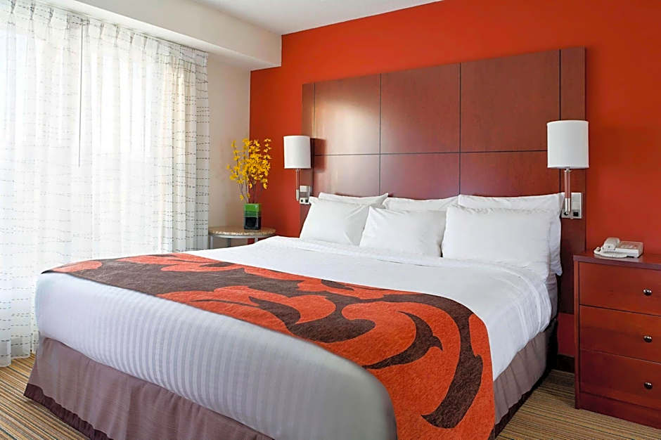 Photo 1 of 6 of 2 Bedroom 2 King Beds Suite, Mobility Accessible, Roll in Shower