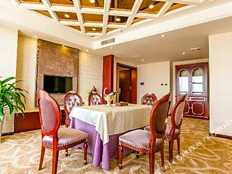 Ronzou International Hotel