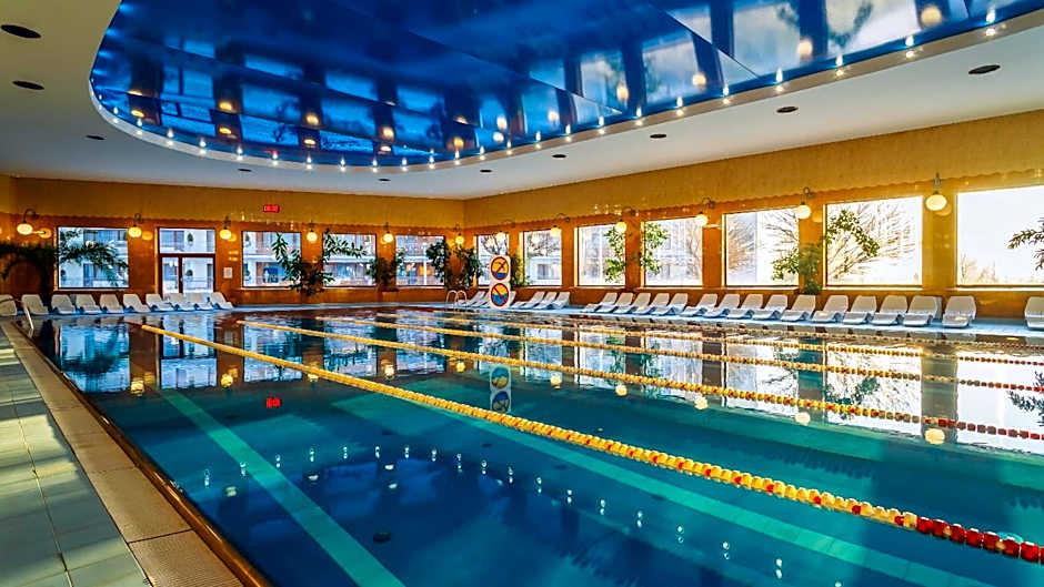 Hotel Gołębiewski Mikołajki