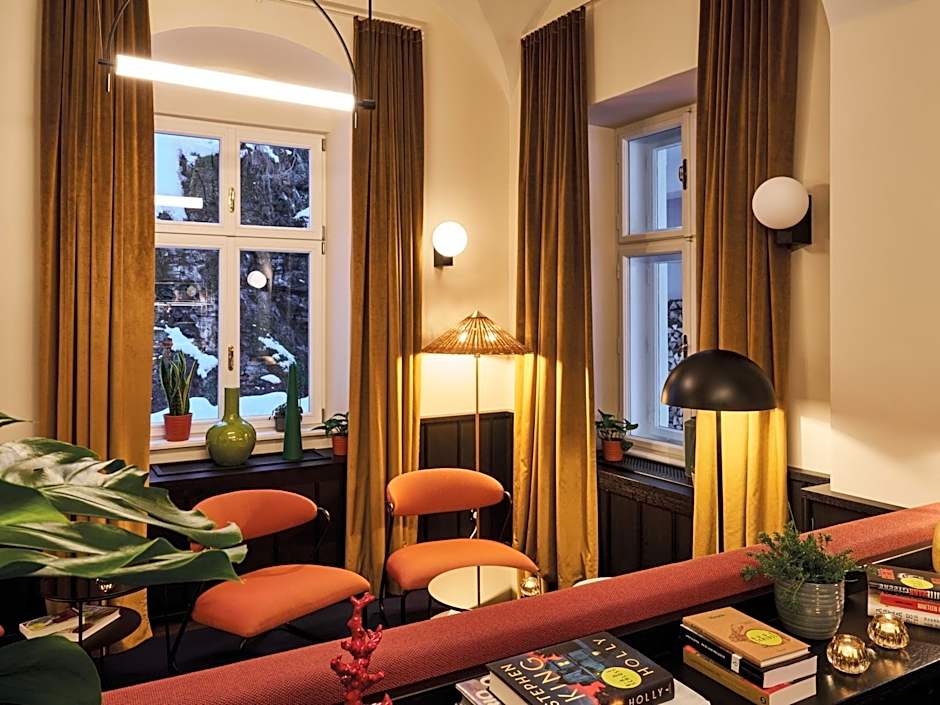 Urban Nature Bad Gastein - Badeschloss