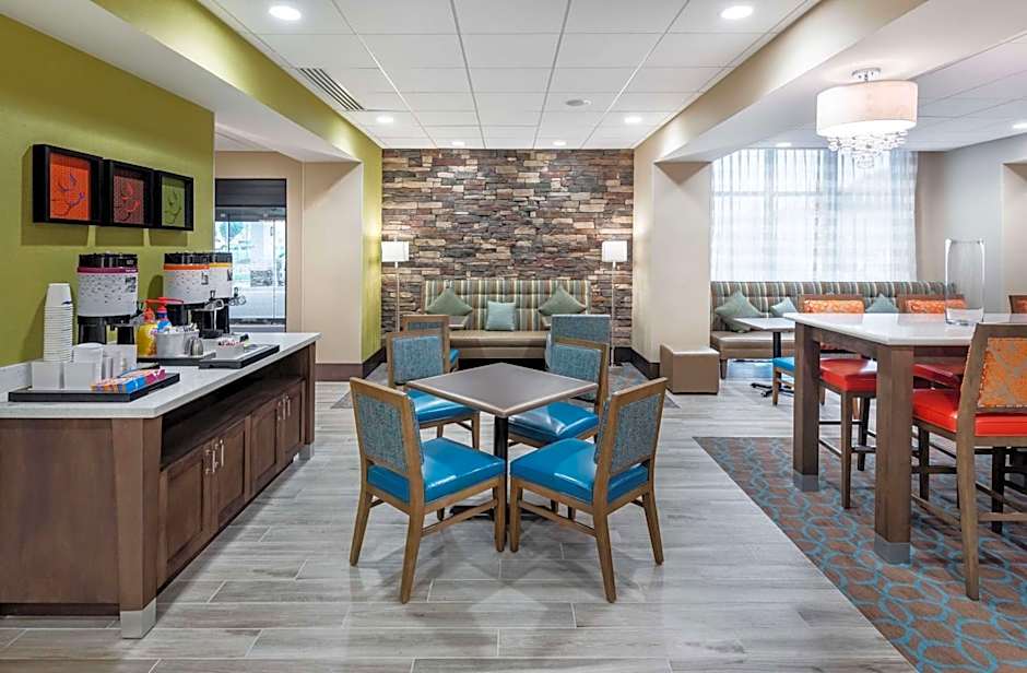 Hampton Inn By Hilton Baltimore Bayview Campus