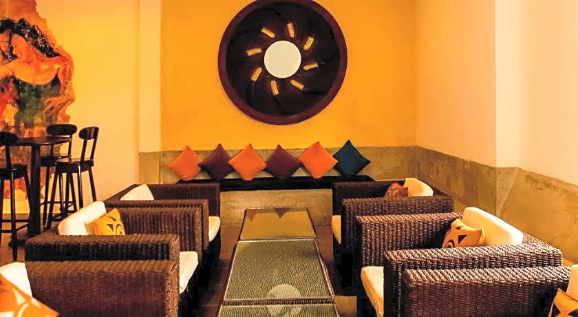 St.Lachlan Hotel & Suites