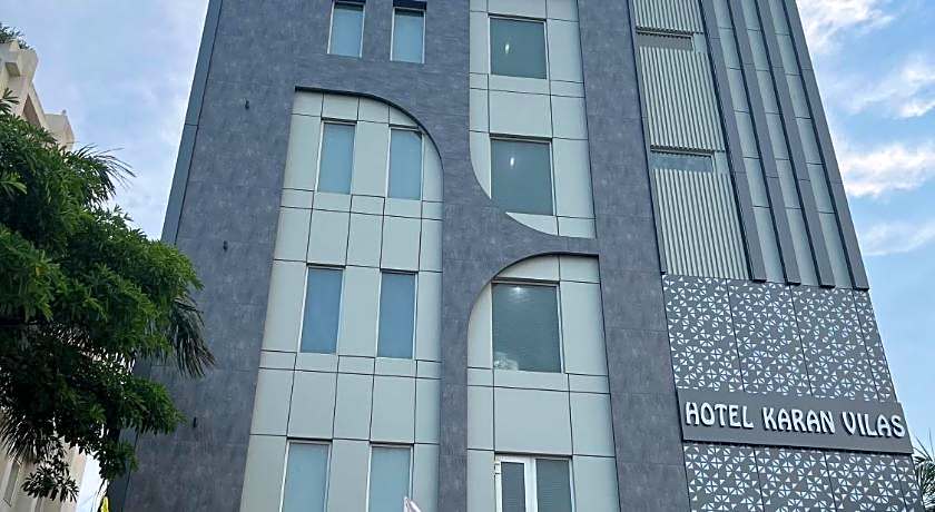 Hotel Karan Vilas