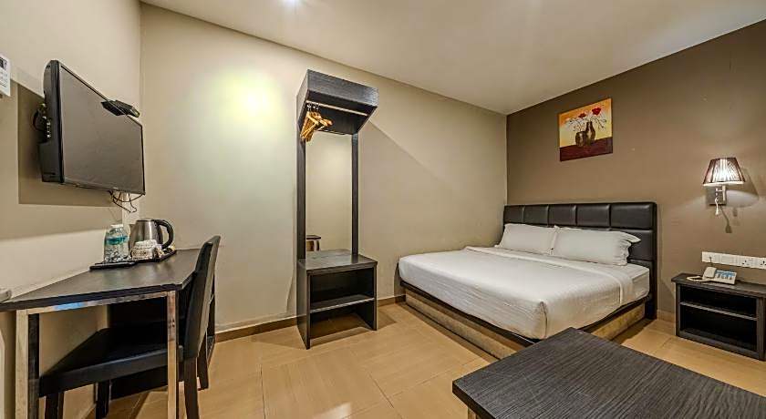 Gl Hotel