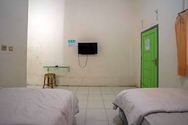 Lyfriska Residence Lampung RedPartner