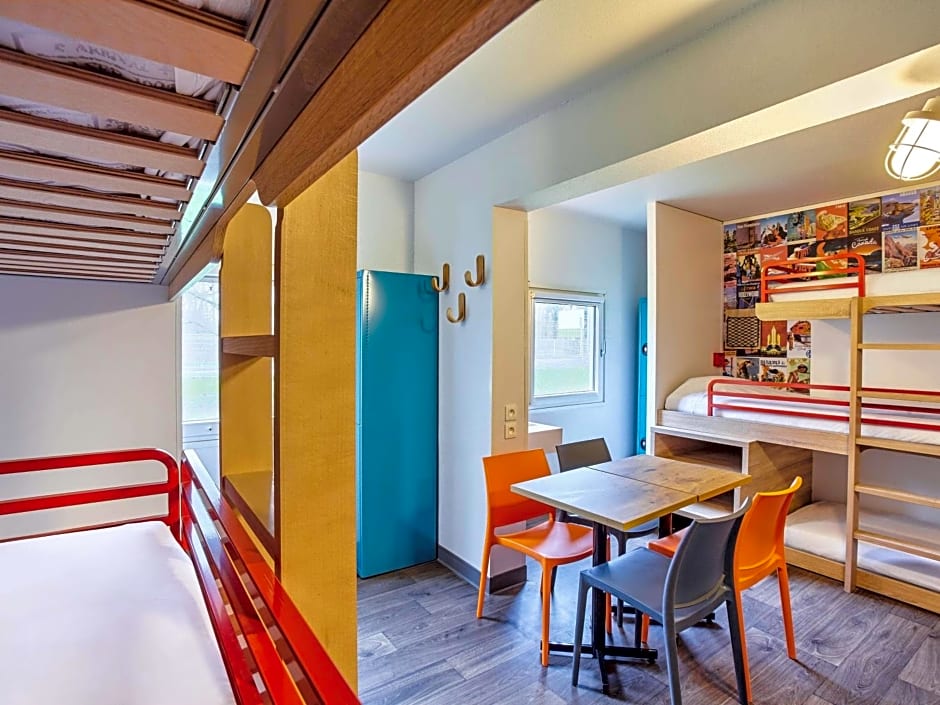 HOTEL F1 Massieux