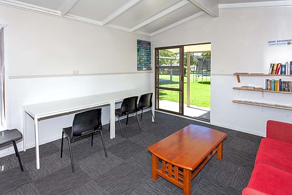 Harbourside Holiday Park