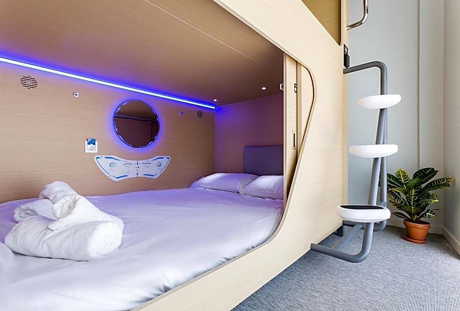 Urban Cube Hostel Sevilla