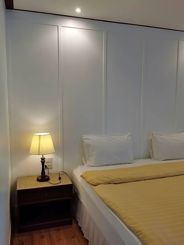 BaanBusarin Hotel