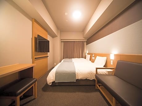 Twin Room - Eco Plan (No Daily Cleaning)