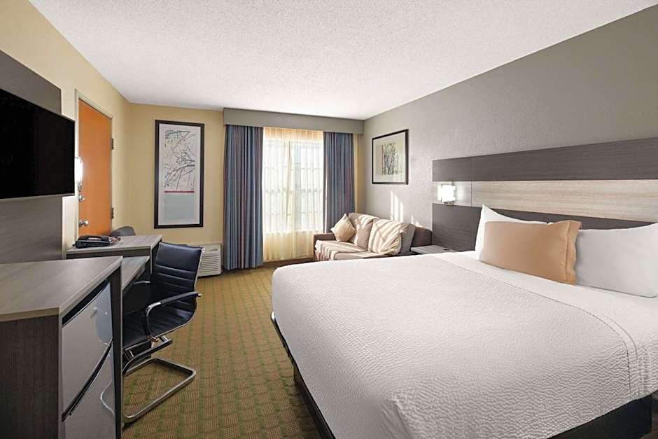 Travelodge by Wyndham Perry GA