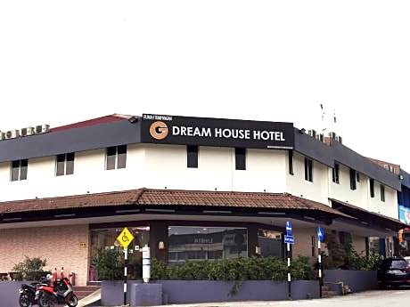 OYO 89480 Dream House Hotel