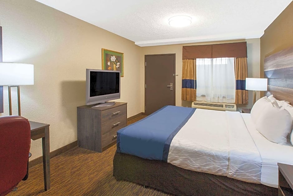 Baymont by Wyndham Downtown Detroit