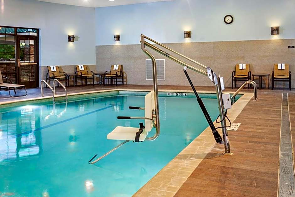 Staybridge Suites Albany Wolf Rd - Colonie Center by IHG