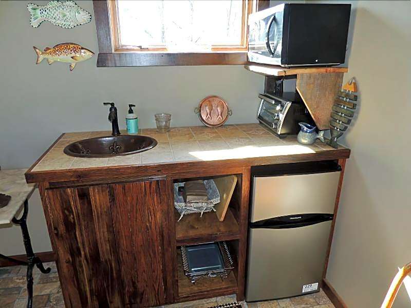 Pinckney Bend Bed & Breakfast