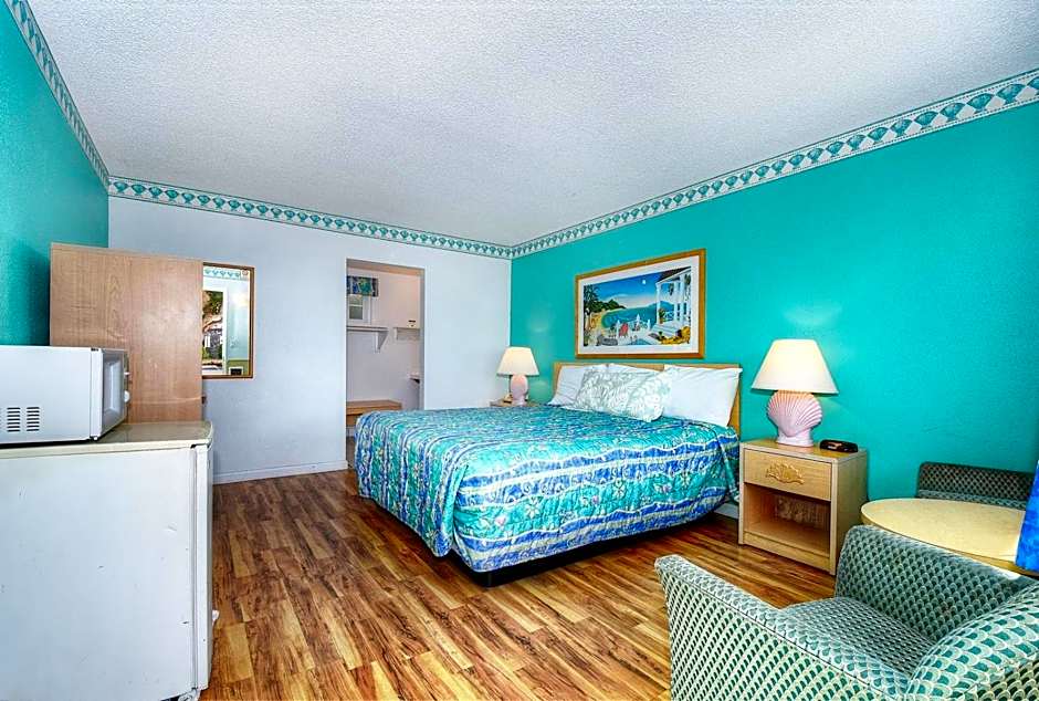 Photo 1 of 7 of 1 King Bed