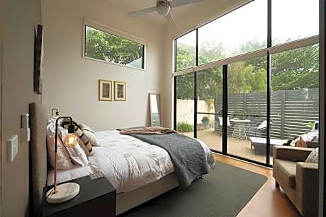 Luxury Free Standing Cottage for Two