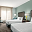 La Quinta Inn & Suites by Wyndham Newport